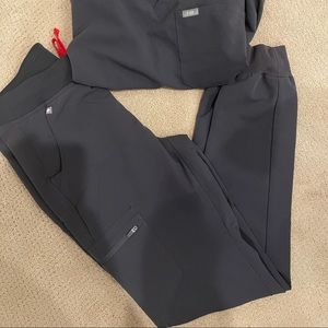 Figs small tall graphite pants